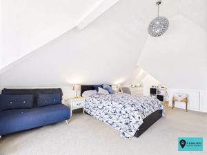 Bedroom- click for photo gallery